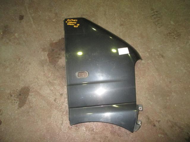 中古中古部品 エブリィ DA62W 右フロントフェンダー