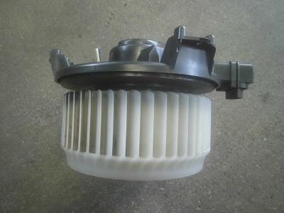 【中古】中古部品 フィット GE6 ヒーターブロアモーター 【3340180100-24081900016...