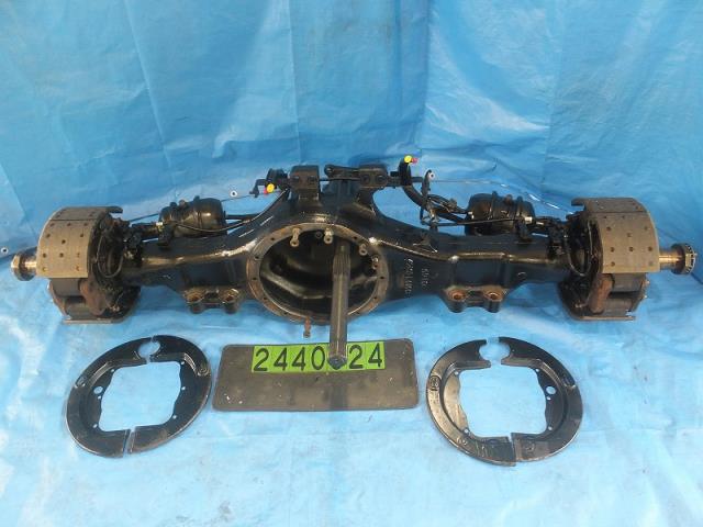 【中古】中古部品 日野大型車 FW1EZYG リアアクスルホーシング 【3310040100-000244002441200】