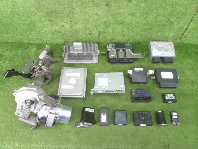 【中古】中古部品 ヴェゼル RU4 エンジンコンピューター 【3330990100-240712000463100】