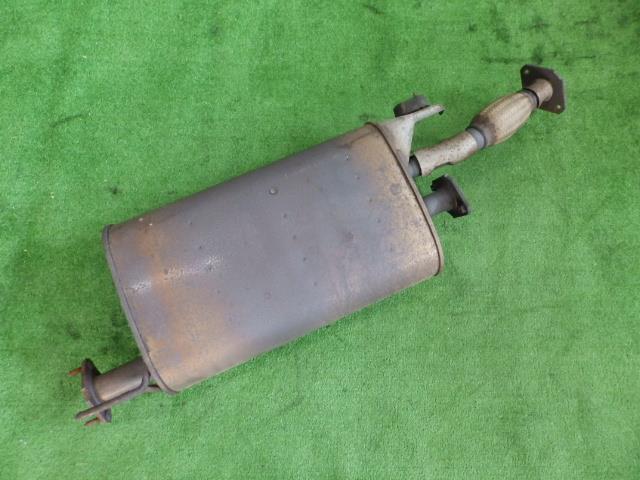 【中古】中古部品 エルグランド E51 エキゾーストセンターマフラー 【3260250000-000024154722300】