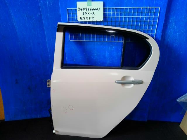 【中古】中古部品 ミライース LA300S 左リアドア 【3310220100-240726000113400】