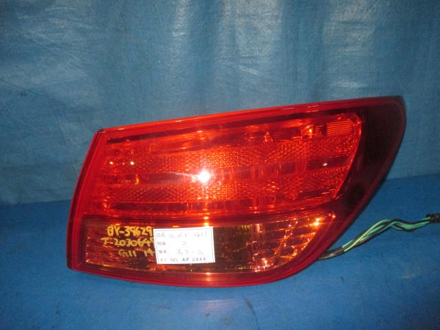 【中古】中古部品 ブルーバードシルフィ G11 右テールランプ 【3310160100-001615581515500】