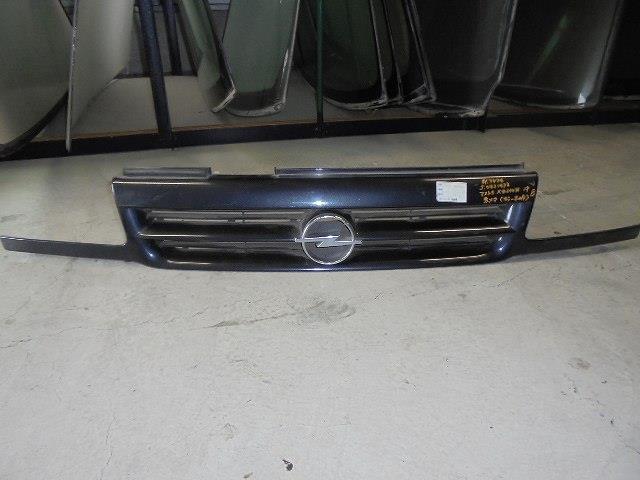 【中古】中古部品 オペル アストラ XD200W ラジエータグリル 【3310160100-000224803110400】