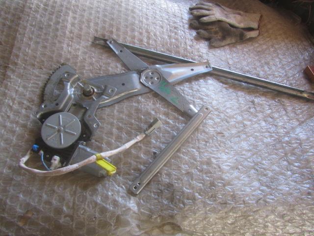 【中古】中古部品 バモスホビオ HM4 左フロントドアレギュレータ・モーター 【3310030100-240826000213220】