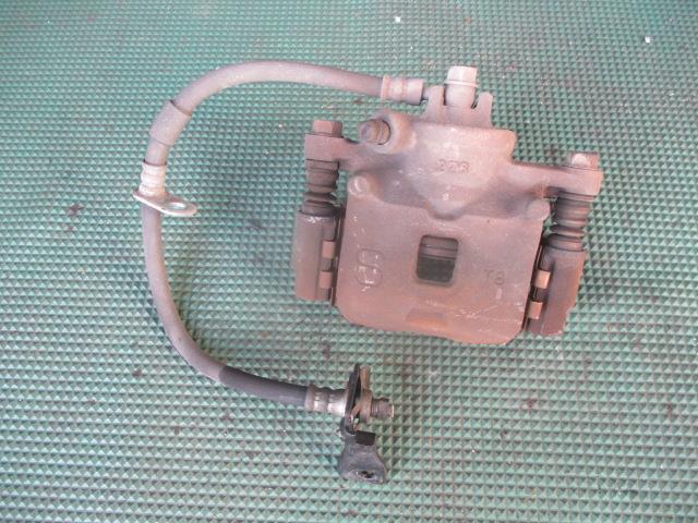 【中古】中古部品 ワゴンR MH34S 右フロントキャリパー 【3310190100-000244005444330】