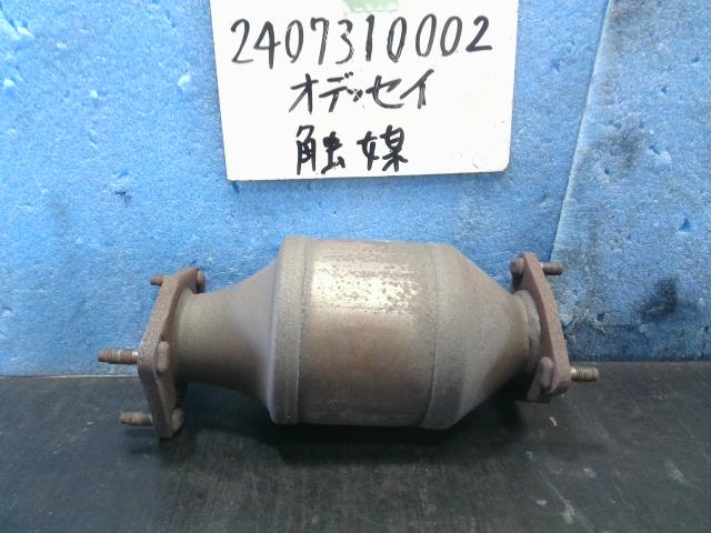 【中古】中古部品 オデッセイ RB3 触媒 【3310220100-240731000222400】