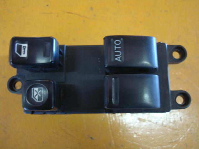 【中古】中古部品 AD VFY11 パワーウインドウスイッチ 【3340220100-001456699461900】