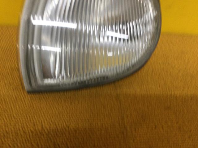 【中古】中古部品 セレナ KBNC23 左クリアランスランプ 【3330960100-000052334211100】