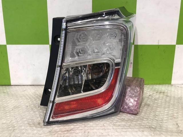 【中古】中古部品 フリード GP3 右テールランプ 【3330530100-000005283615500】