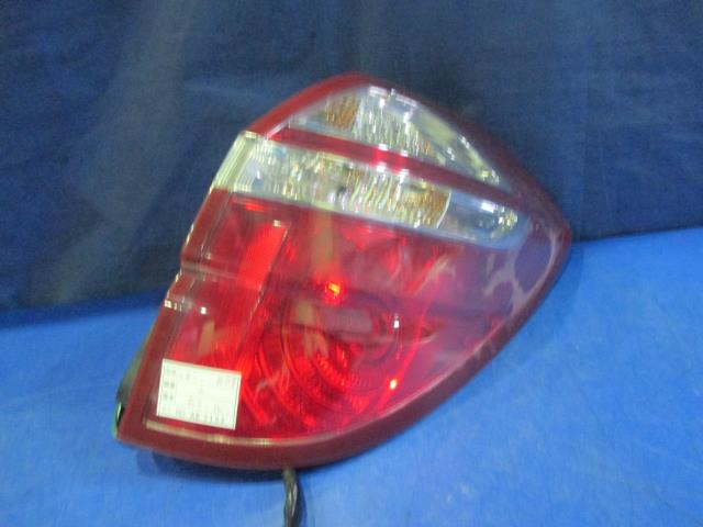 【中古】中古部品 レガシィ BP9 右テールランプ 【3310160100-001489063515500】