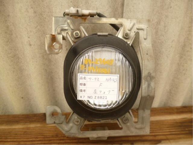 【中古】中古部品 アルト HA12S 左フォグランプ 【3310160100-001100242710950】
