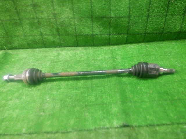 【中古】中古部品 セレナ FNC26 左リアドライブシャフト 【3330420100-240826000242400】