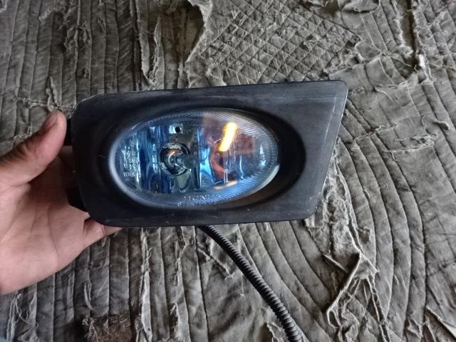 【中古】中古部品 オデッセイ RB1 右フォグランプ 【3310410000-000243036910850】