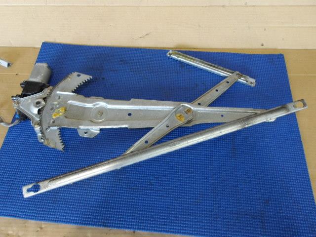 【中古】中古部品 ロゴ GA3 左フロントドアレギュレータ・モーター 【3340220100-000225044113220】