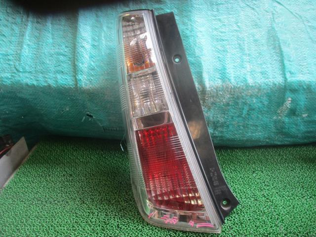 【中古】中古部品 ワゴンR MH23S 左テールランプ 【3500080000-240412000115600】