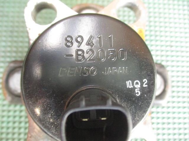 【中古】中古部品 ステラ LA100F リアハブ 【3310190100-000233019344471】