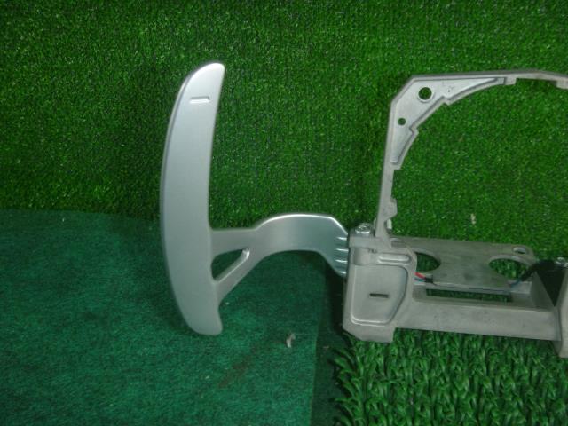 【中古】中古部品 アウトランダー CW5W シフトレバー 【3330370100-000243020237850】
