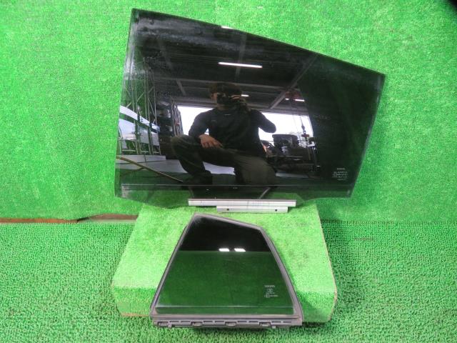 【中古】中古部品 プリウス ZVW55 左リアドアガラス 【3330900100-000024055013430】