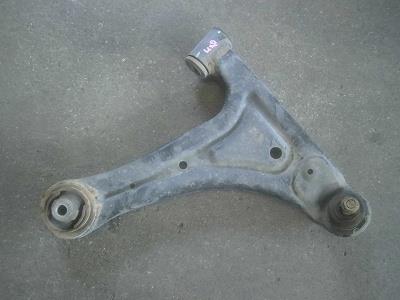【中古】中古部品 ハイゼット S320V 右フロントロアアーム 【3340180100-240917000151720】