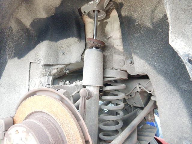 【中古】中古部品 BMW 1シリーズ 1A16 左リアショックアブソーバー 【3310070100-0000Y0756750800】