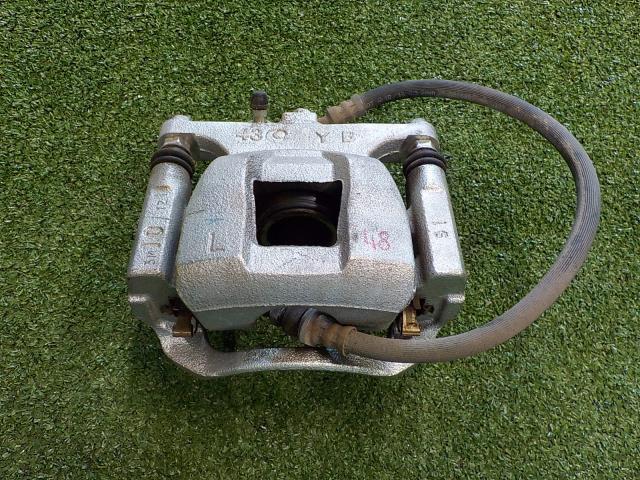【中古】中古部品 マークX GRX130 左リアキャリパー 【3260200000-240918000144460】