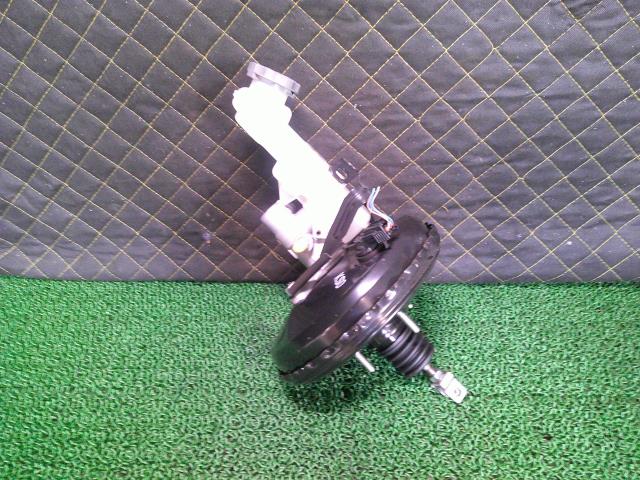 【中古】中古部品 ハスラー MR92S ブレーキマスター 【3330660100-000024302547160】