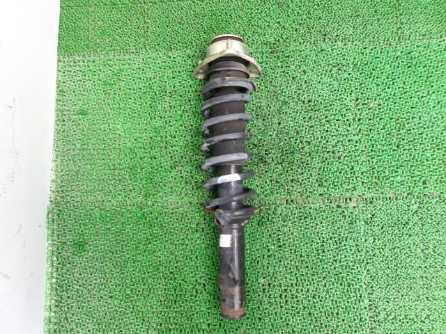 【中古】中古部品 アクティ HA7 右フロントストラット 【3310250100-000243028250110】