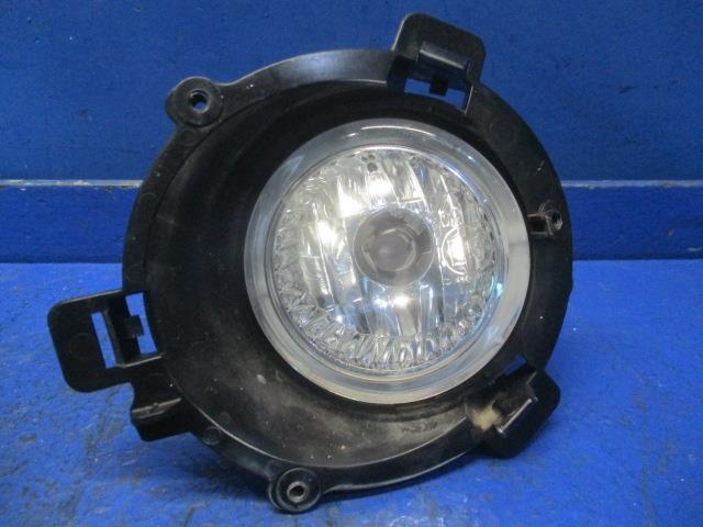 【中古】中古部品 ミラジーノ L650S 左フォグランプ 【3310270100-000014411010950】