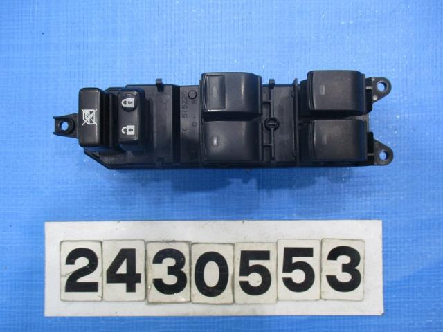 【中古】中古部品 プリウスα ZVW41W パワーウインドウスイッチ 【3310040100-000243055361900】