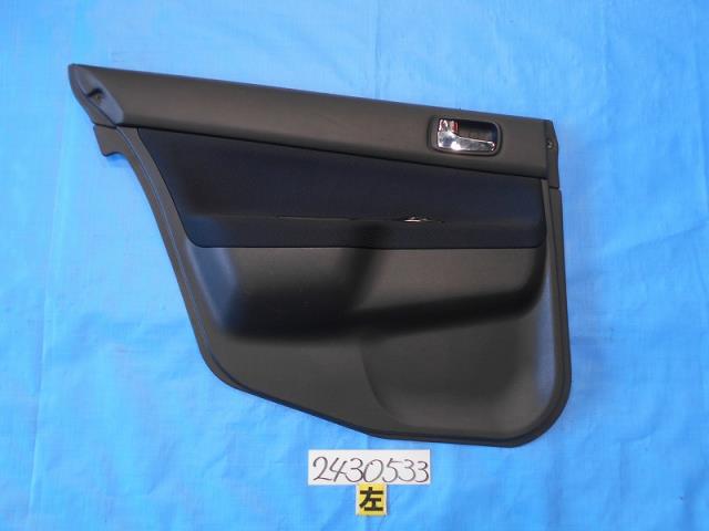 【中古】中古部品 ランサー CT9A 左リアドアトリム 【3310040100-000243053313450】