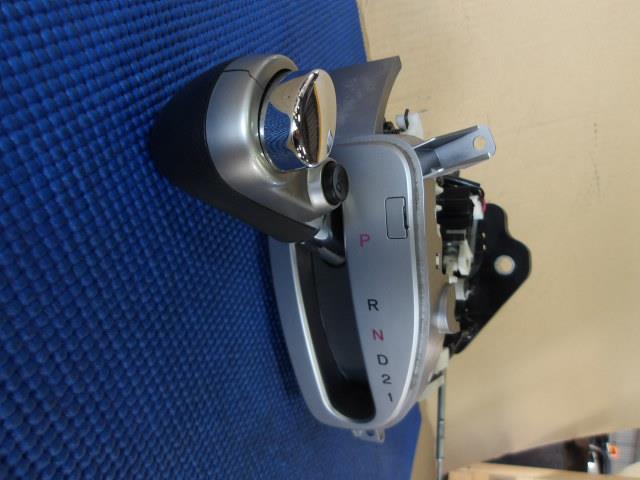 【中古】中古部品 ステップワゴン RG1 シフトレバー 【3340220100-000225020337850】