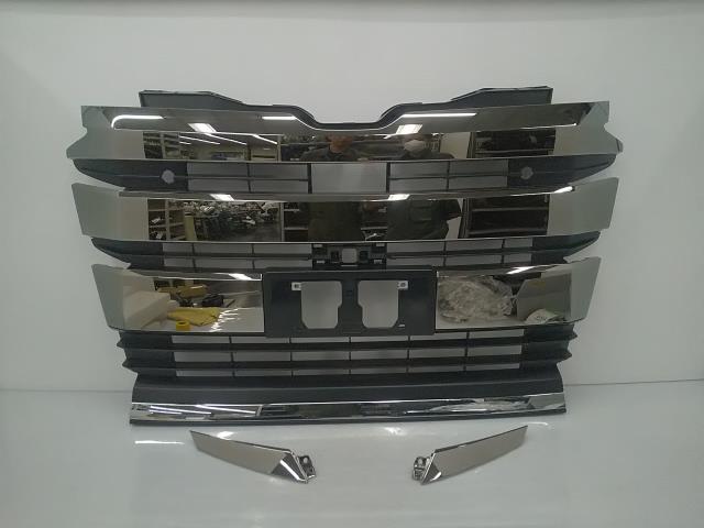 前格栅 - 【中古】中古部品 ノア ZWR90W ラジエータグリル 【3380010000-241003502210400】