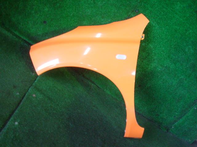 【中古】中古部品 マーチ YK12 左フロントフェンダー 【3340220100-001229265910700】