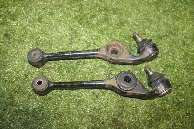 【中古】中古部品 ムーヴ L910S 左フロントロアアーム 【3330950100-000046271451740】