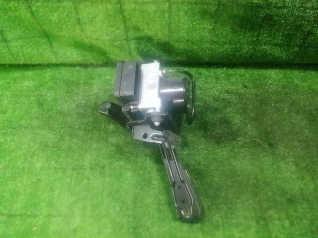 【中古】中古部品 XV GPE ABSアクチュエーター 【3330420100-240928000142500】