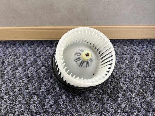 【中古】中古部品 ムーヴ L160S ヒーターブロアモーター 【3330440100-24101200036...
