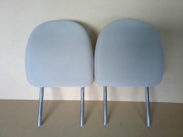 【中古】中古部品 eKワゴン B11W ヘッドレスト 【3340220100-000225066377400】