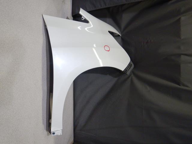 【中古】中古部品 ヴェルファイア GGH25W 右フロントフェンダー 【3330810100-241011000710600】