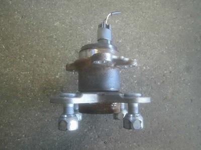 【中古】中古部品 ムーヴ LA150S リアハブ 【3340180100-241015000144470】