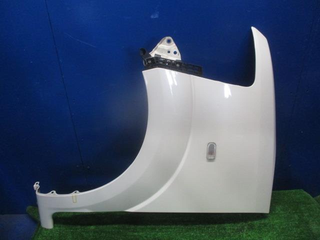 樂天商城 - 【中古】中古部品 N−BOX JF1 左フロントフェンダー 【3310270100-000014440410700】