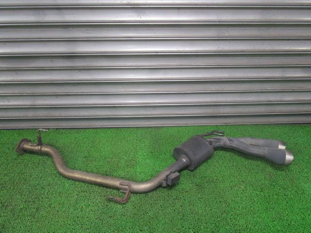 【中古】中古部品 エルグランド TE52 リアマフラー 【3330540100-240119000122500】