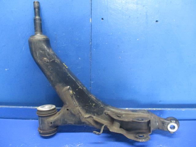 【中古】中古部品 レクサス GS GWS191 左フロントロアアーム 【3310270100-000014423951740】