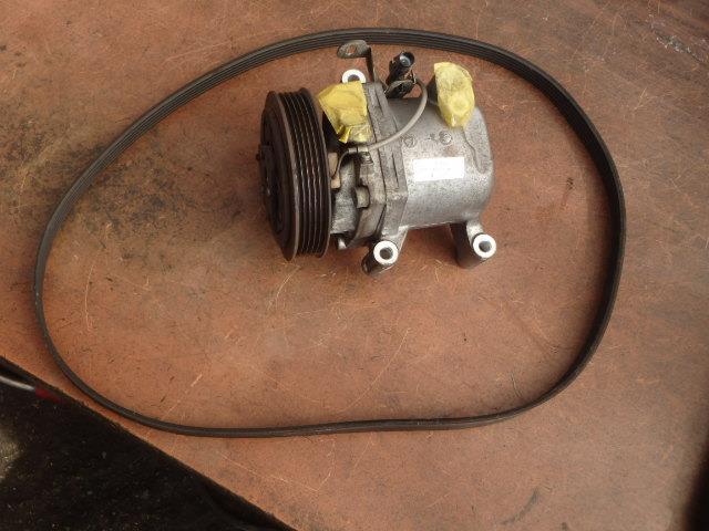 【中古】中古部品 MRワゴン MF33S A/Cコンプレッサー 【3331010800-000022649360700】