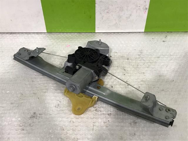 【中古】中古部品 ルノー ルーテシア RH5F 右リアドアレギュレータ・モーター 【3330530100-000005310913320】