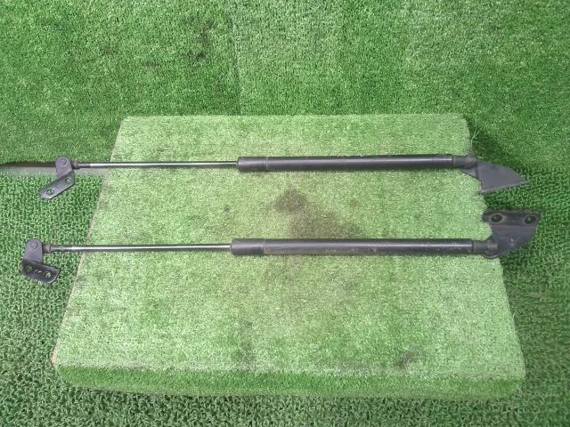 【中古】中古部品 デュアリス NJ10 バックドアダンパー 【3330900100-000024082177250】