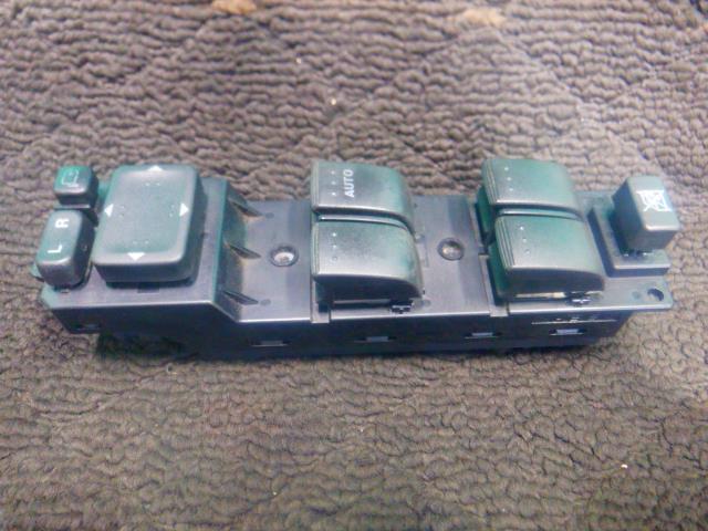 【中古】中古部品 プレマシー CWEFW パワーウインドウスイッチ 【3340140100-000024264561900】