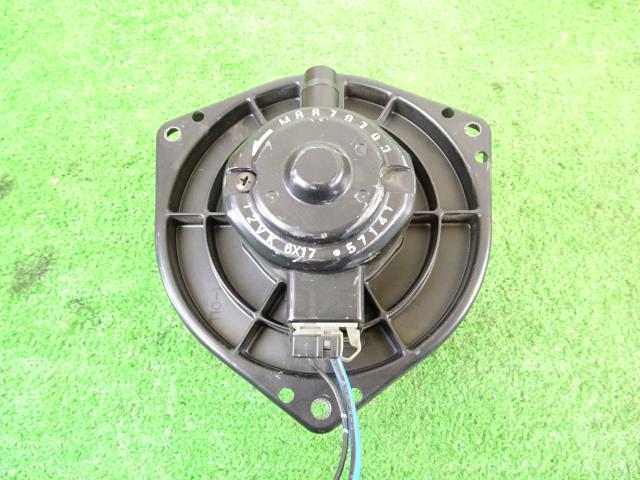 【中古】中古部品 ミニキャブ U42T ヒーターブロアモーター 【3330640100-241108000167900】