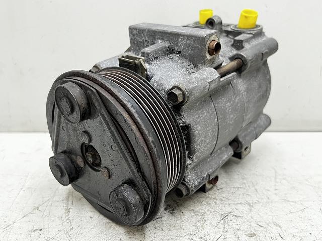 【中古】中古部品 リンカーン タウンカー L14W A/Cコンプレッサー 【3310070100-000796699460700】