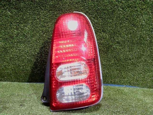 樂天商城 - 【中古】中古部品 ミラ L700S 右テールランプ 【3260300000-241118000115500】